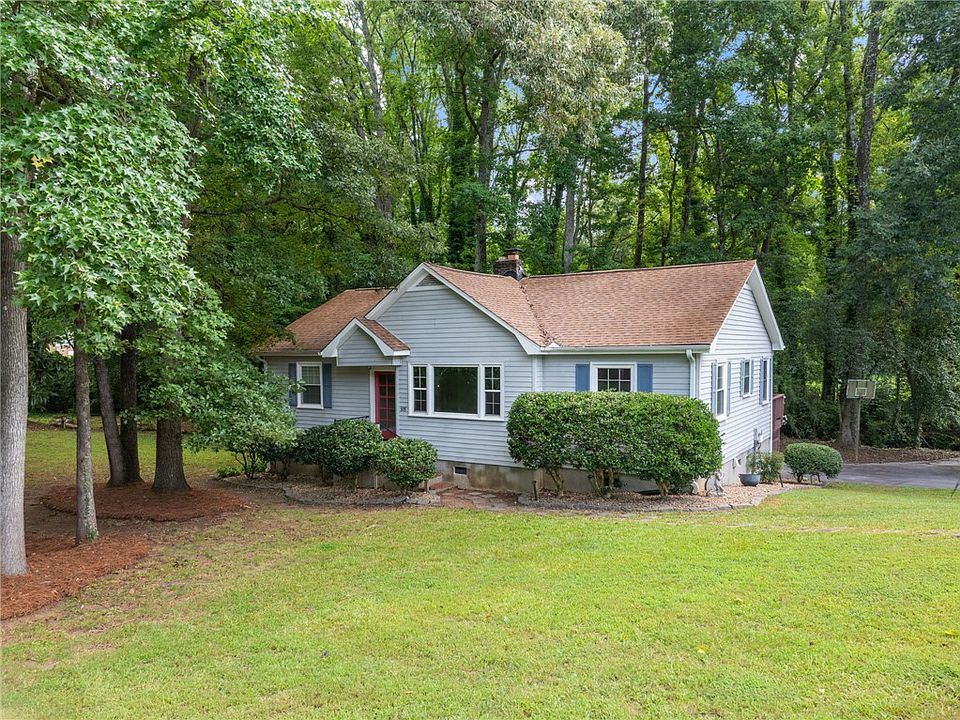 1st image of 98 Blue Ridge Dr