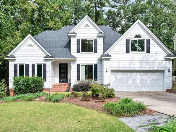 404 Briardale Ave, Cary, NC 27519