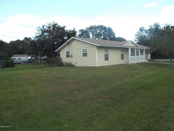 2nd image of 1093 Waco Blvd SE