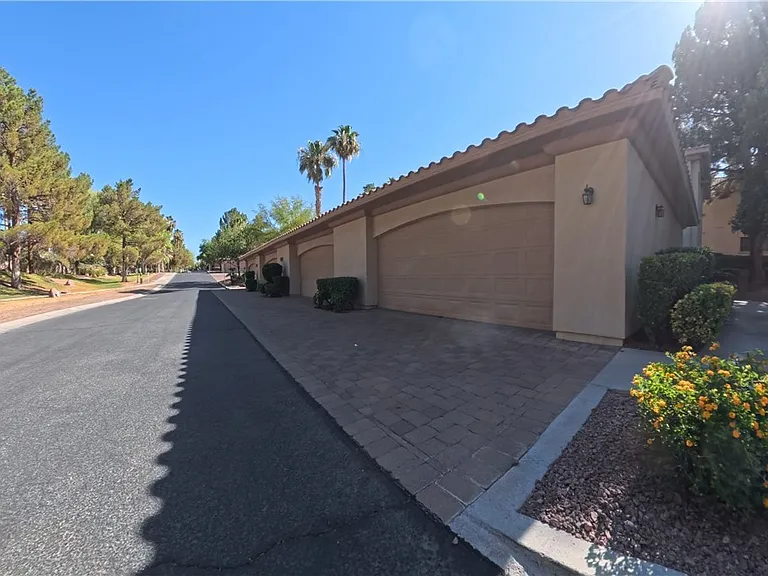 2050 W Warm Springs Rd #2921 — Photo 2