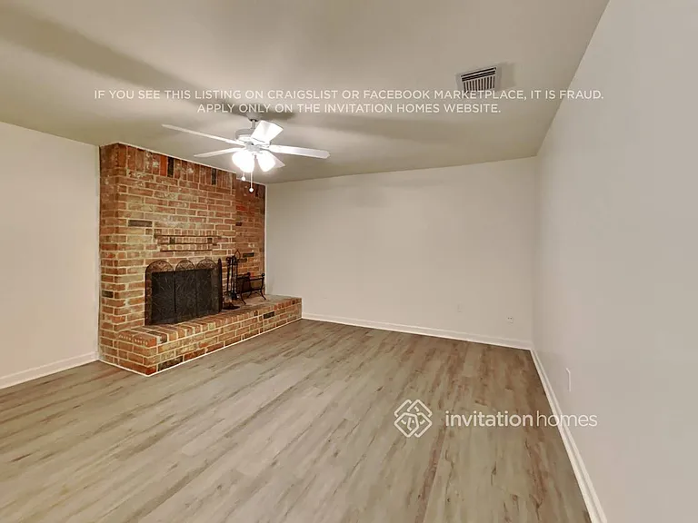 10527 Mills Walk Dr — Photo 5