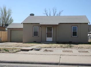 617 W 17th St, Portales, NM 88130