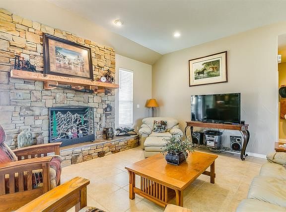 4th image of 1801 Nutt Grove Ct