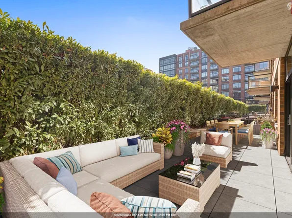 1100 Maxwell Lane image 1 of 25