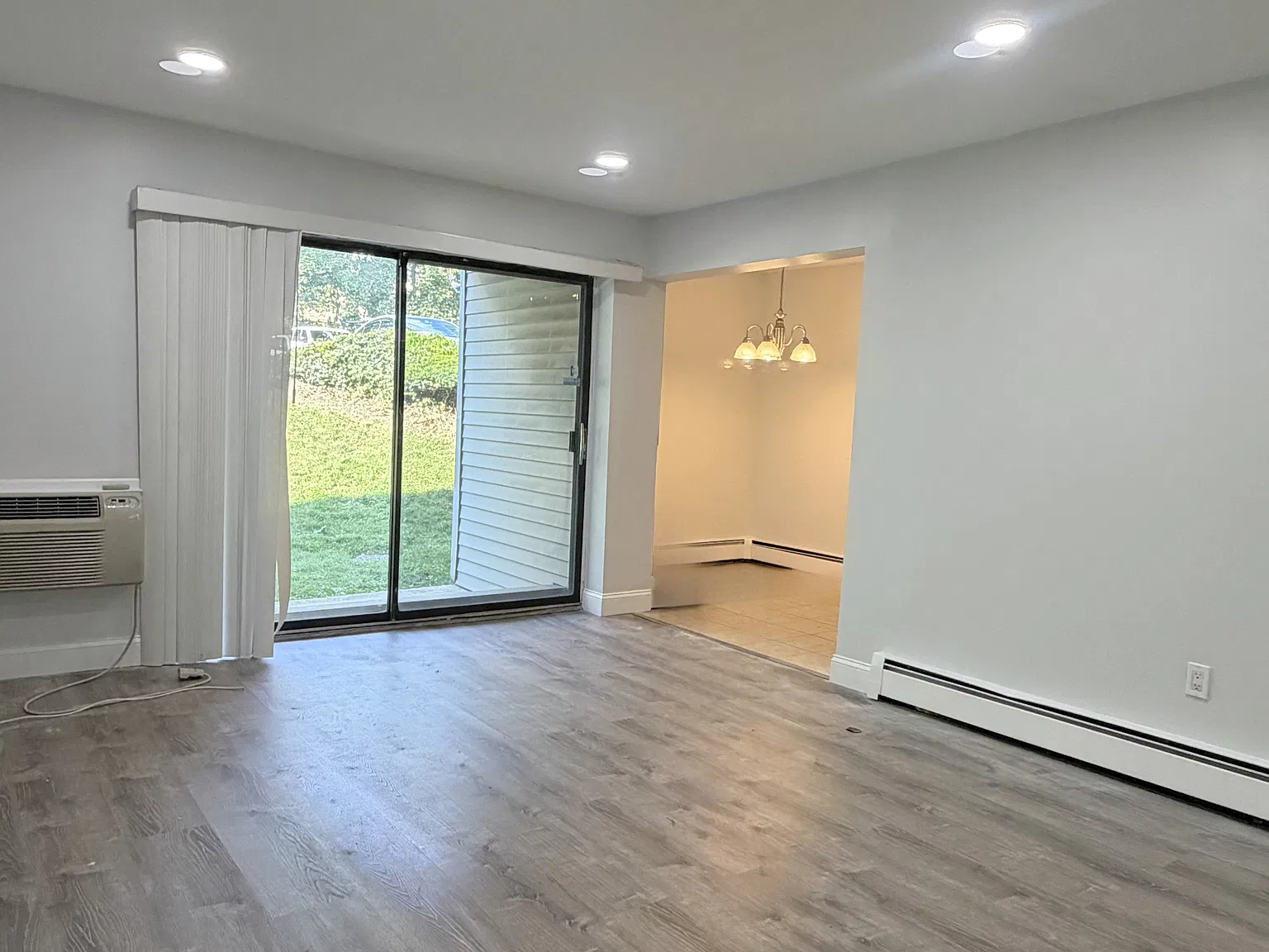 1 bed, 710 sqft, $2,000 — Photo 4