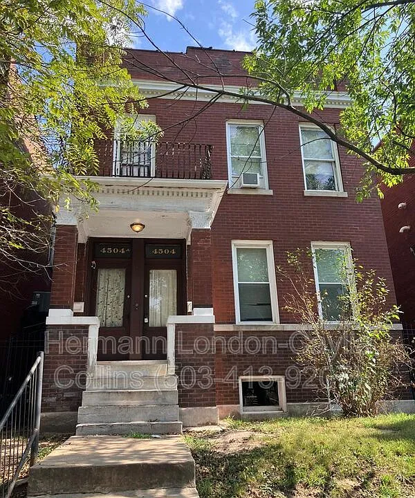 4504 S Grand Blvd #1F