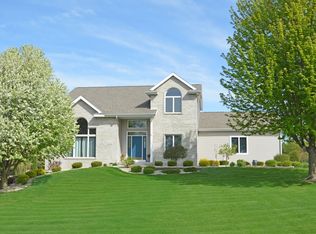 3656 T Bird Way, Cottage Grove, WI 53527