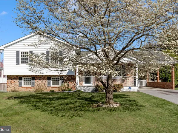 8211 Winter Snow Ct, Frederick, MD 21702