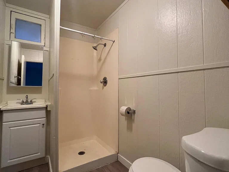 14860 River Rd — Photo 5