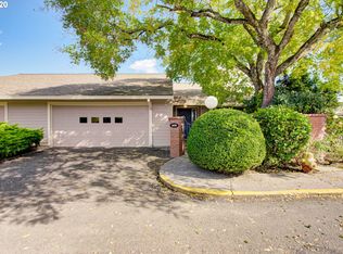 16890 SW Camino Dr, Portland, OR 97224