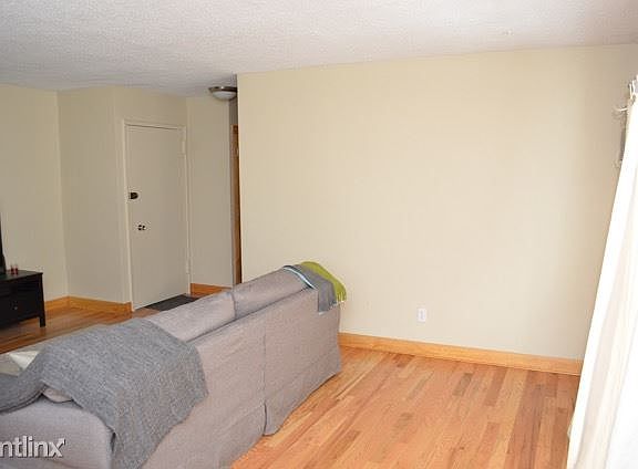 Living Room2