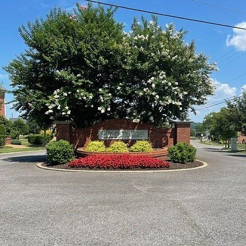 1st image of 0 Governors Point Blvd E Lot 27
