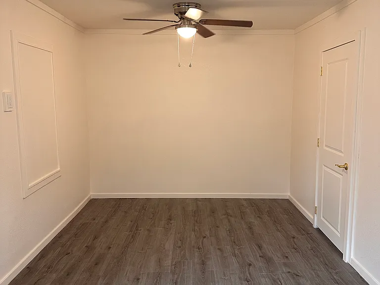 Alvin Apartments — Photo 53