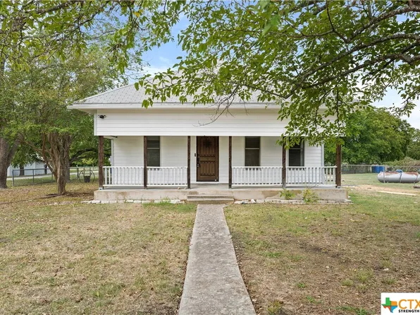 301 West Ave, Florence, TX 76527