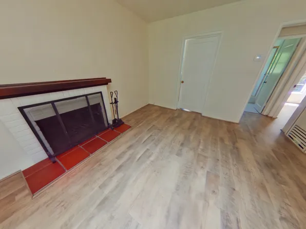 1083 Laurel St #1083A, Menlo Park, CA 94025