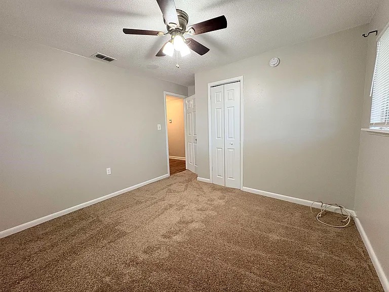 2922 Oakwood Dr — Photo 25