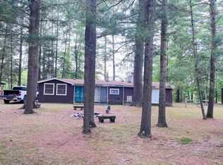 9705 Doe Rd, Harrison, MI 48625