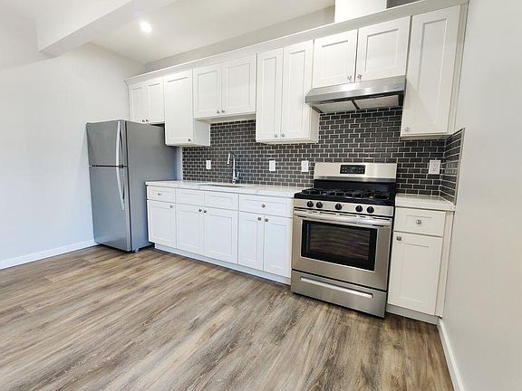 2nd image of 1519 W 12th Pl #2