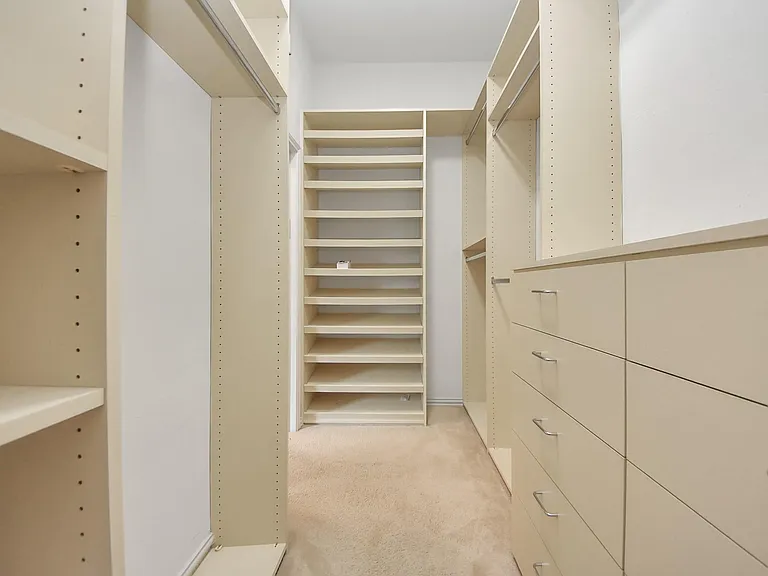 18403 Sierra Falls Ct — Photo 7