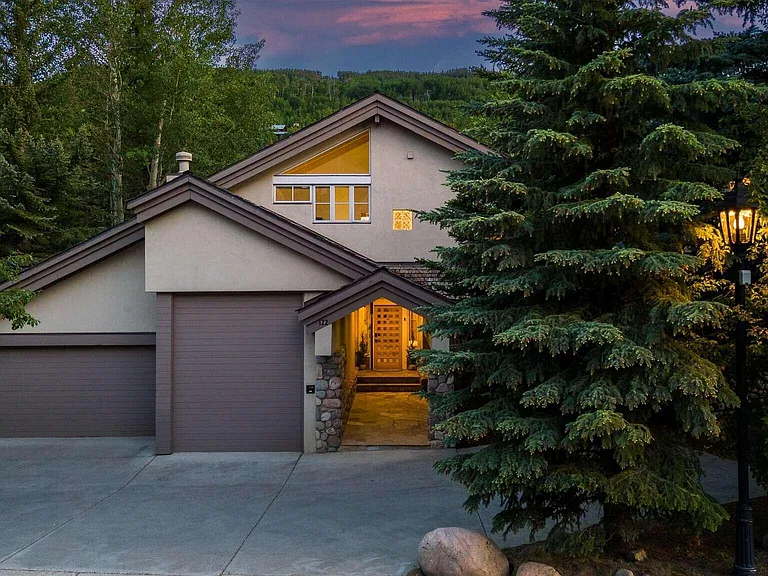 122 W Meadow Dr — Photo 14