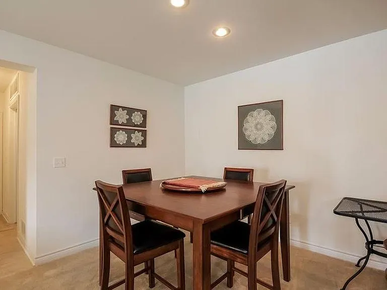 3370 Endsleigh Ln — Photo 14