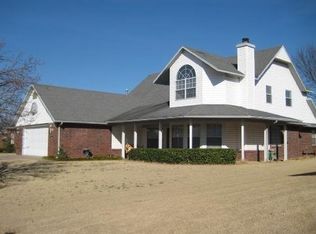 1546 NE Colby Cir, Springdale, AR 72764