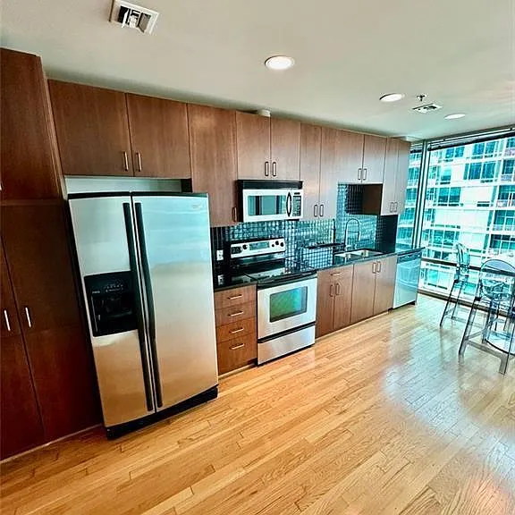 923 Peachtree St NE #1324 — Photo 7