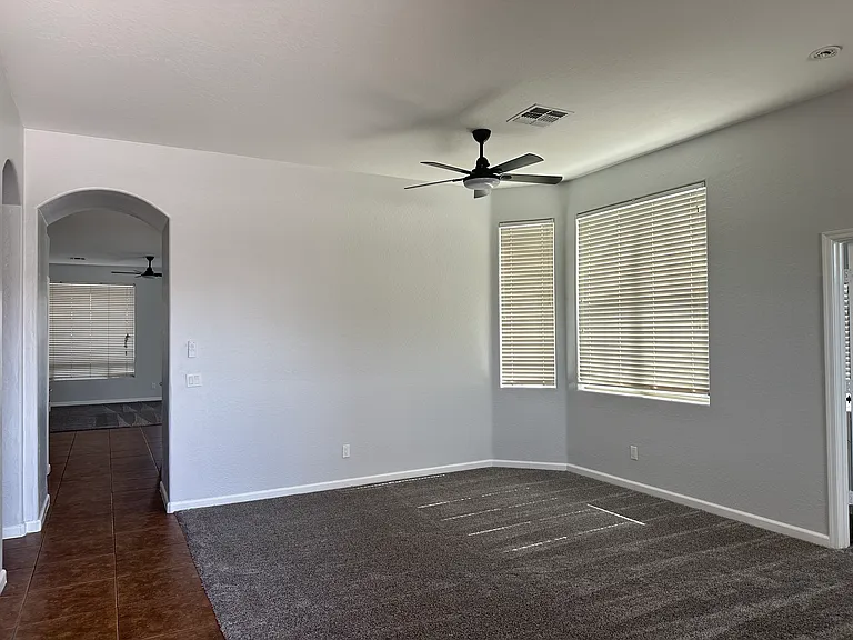 791 E Powell Way — Photo 5