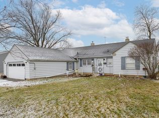 274 N Main St, Burlington, IL 60109