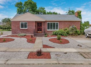 361 E McMillan Ln, Murray, UT 84107