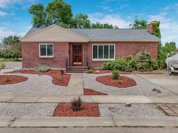 361 E McMillan Ln, Murray, UT 84107