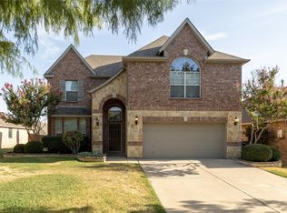 605 Catalpa Rd, Fort Worth, TX 76131