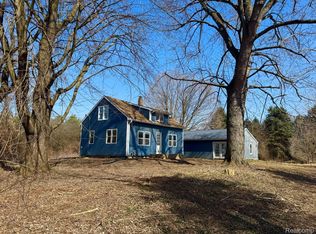 9494 McKinley Rd, Montrose, MI 48457