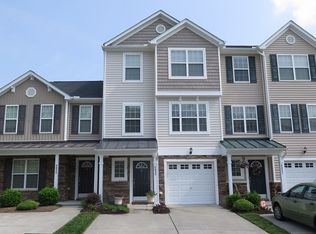 8835 Thornton Town Pl, Raleigh, NC 27616