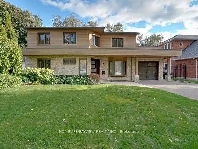 45 Aldershot Cres — Photo 1