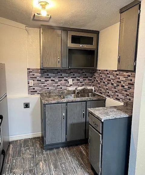 359 Mary Jeanne Ln #B-EL — Photo 8