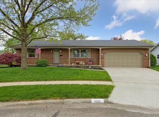 1122 Vanlear Ct, Columbus, OH 43229