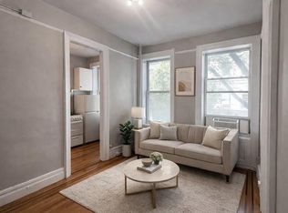 52 Bank St #1, New York, NY 10014
