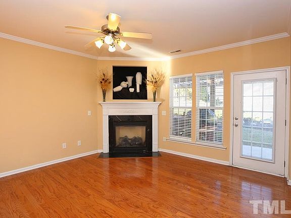 5th image of 1425 Copper Creek Dr