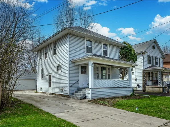 35 Fuller Ave, Tonawanda, NY 14150