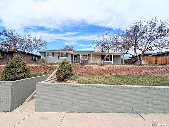 2nd image of 685 W Midway Boulevard