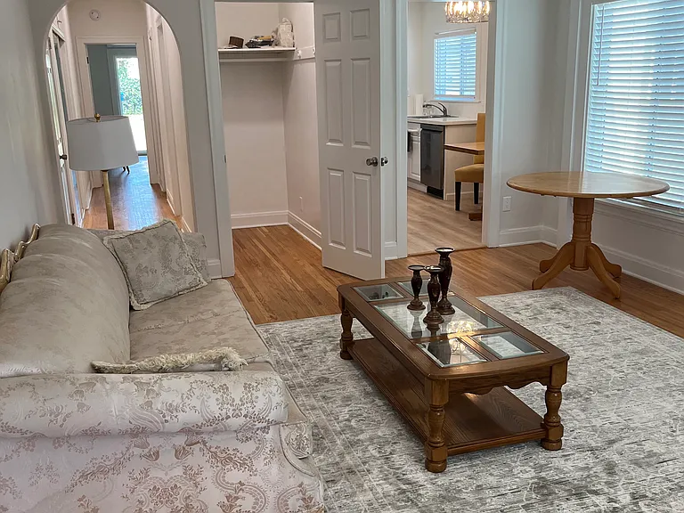 3411 Glenhurst Ave #A — Photo 4