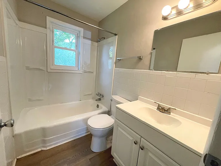 327 Lane #B — Photo 11