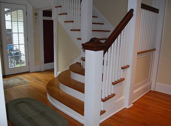 3rd image of 1520 Miller Ct