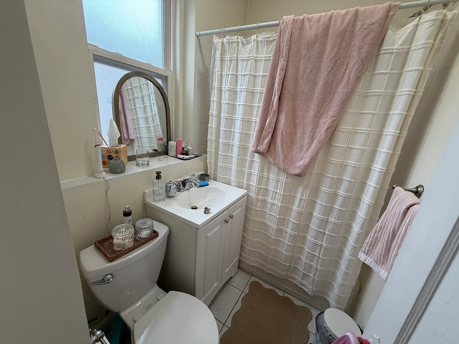 1 bed, 999 sqft, $2,450 — Photo 3