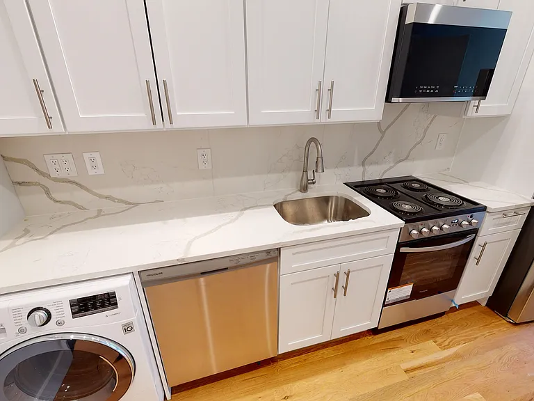 14 Judge St #2A — Photo 6