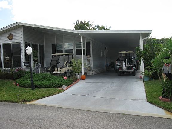 2nd image of 218 York Cottage Dr