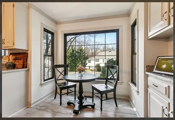 300 Fairfax Way — Photo 8