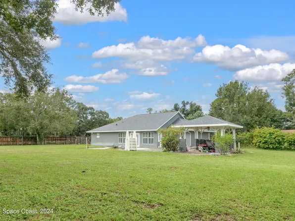 2565 Maple St, Melbourne, FL 32904