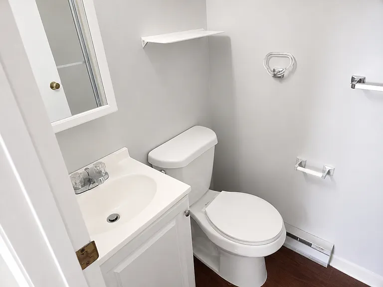 26 E Rochelle St #4 — Photo 7